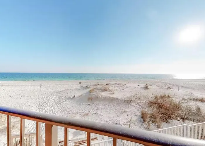 Holiday home Gulf House 101 - Gulf Front - Sleeps 8 - Great Location - Prickett